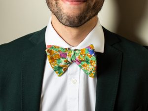 Nœud papillon en lin fleuri